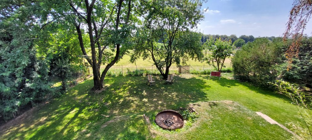 Garten mit Feuerschale